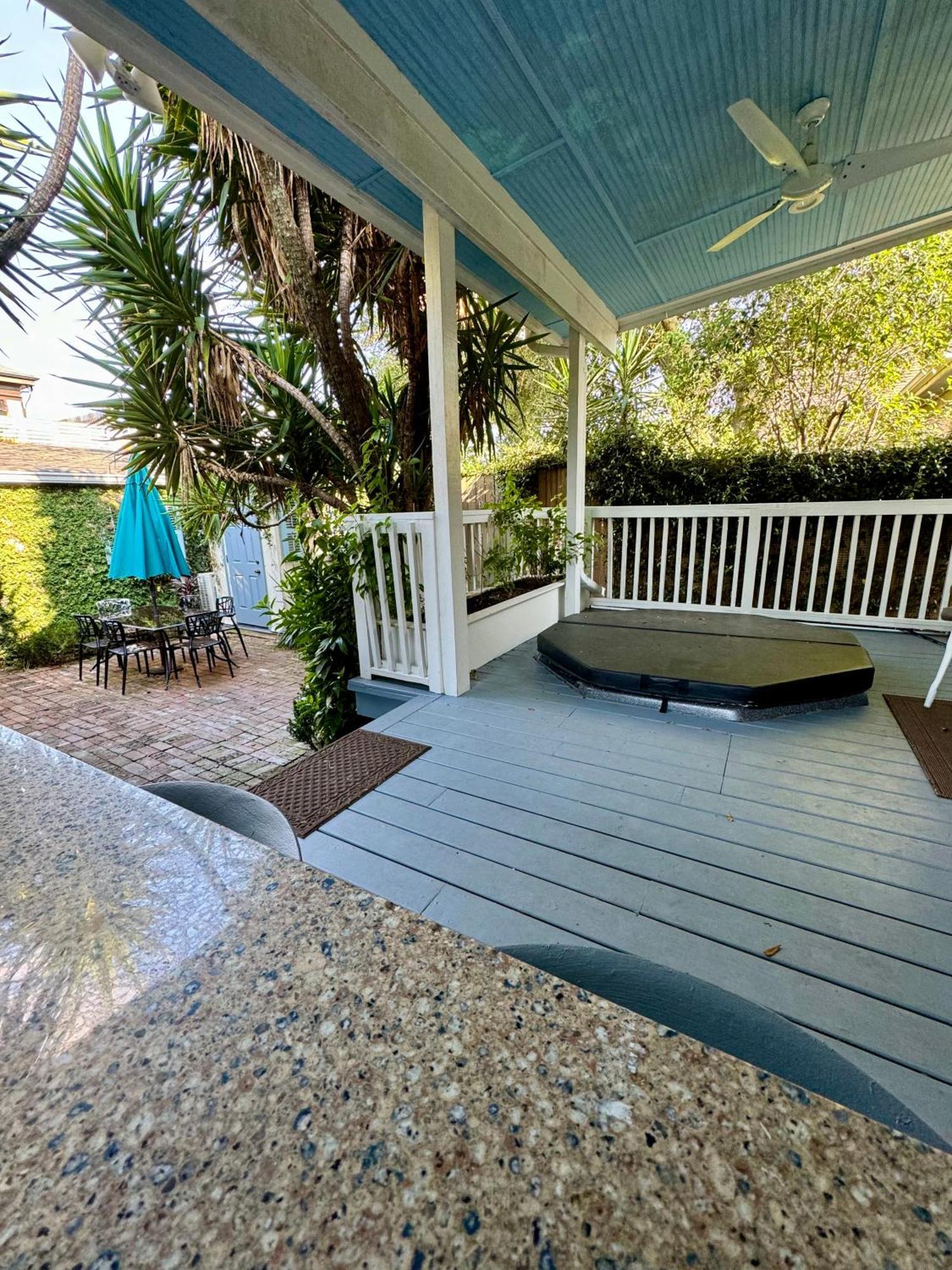 One Bedroom Apartment With Hot Tub 2 Blocks To Magazine Street New Orleans Exterior foto